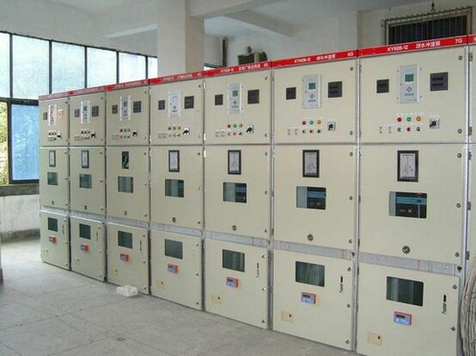 Switchgear напряжения тока бронированного металла KYN28-12 одетый средний широко использовал